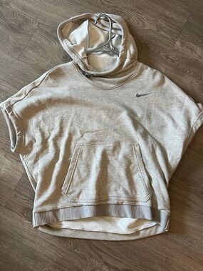 Nike Light Gray Sleeveless Hooded Sweatshirt with Kangaroo Pocket